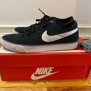 RARE Nike Primo Court black silver Size 6.5 Women’s